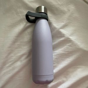 Swell 17 oz water bottle